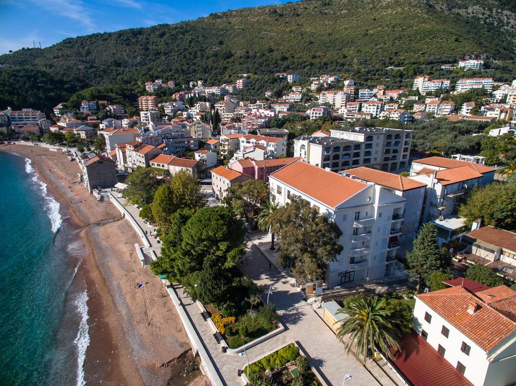 Luxbeachfront Petrovac Exterior foto